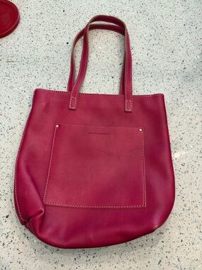 Classic Berry Leather Tote with Front Pocket